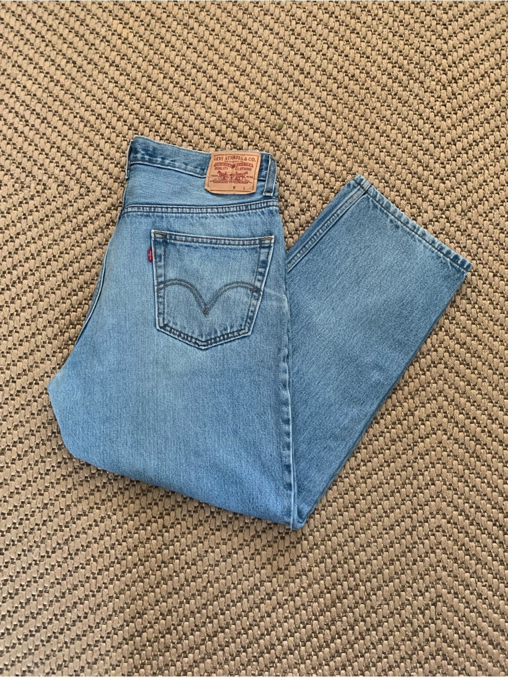 Levi's Men's Light Blue Straight Leg Jeans